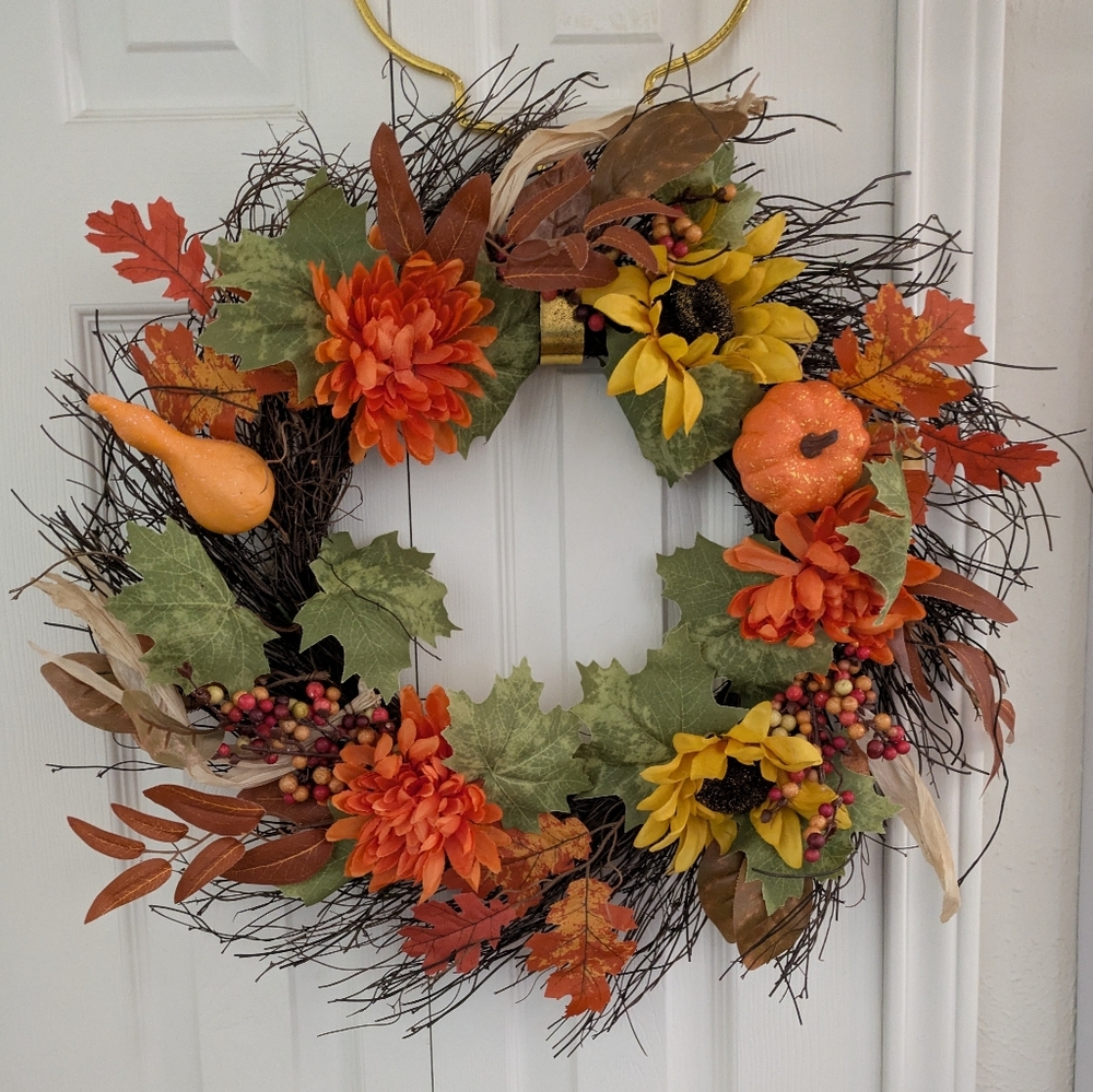 NWT Autumn Fall Wreath